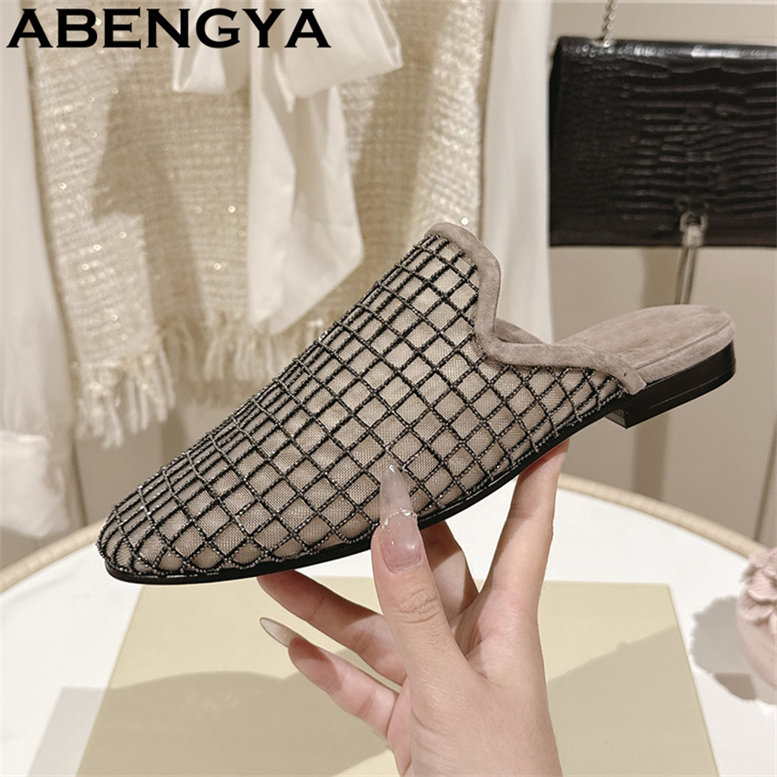 The Ethnic Fashion - Shiny Lace Mesh Round Toe Flat