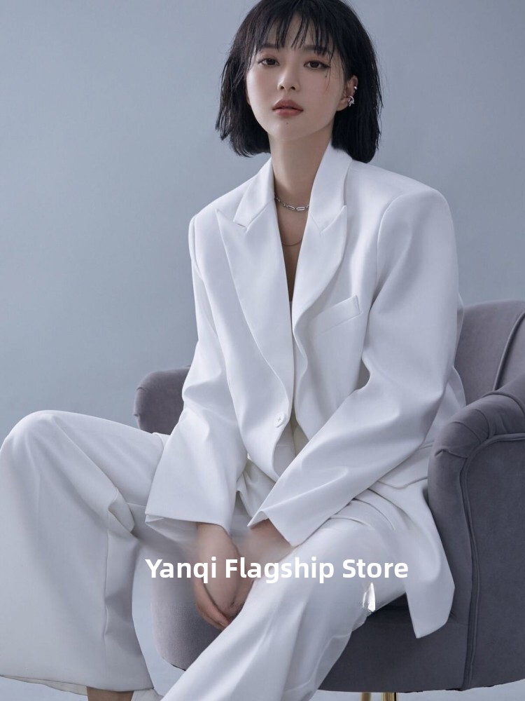 White Suit Theme Fashion Magaz - Ethnic Fashion Magazine 评论和价格
