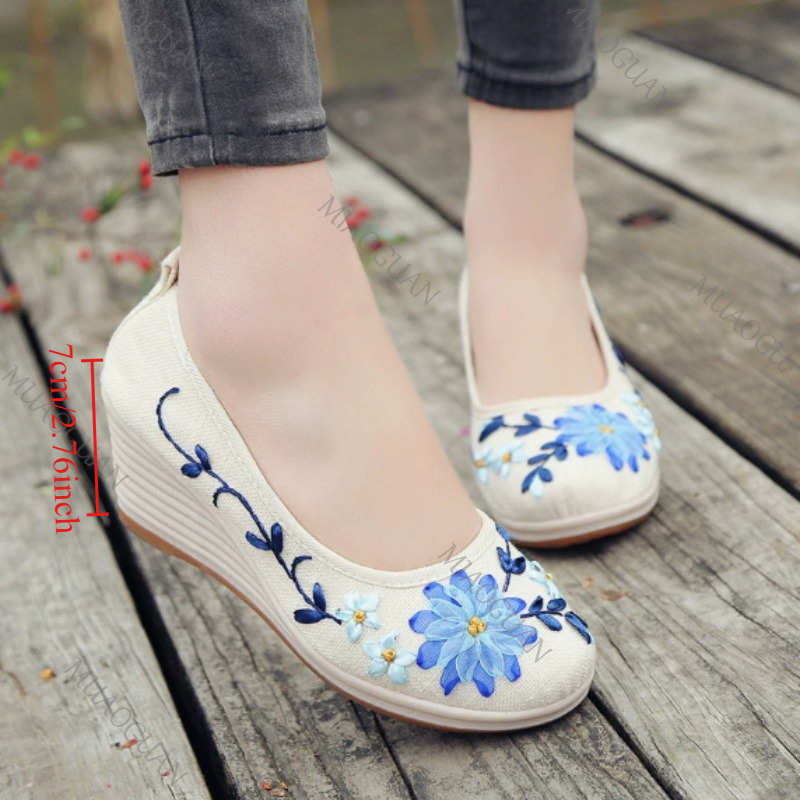 Embroidered Women Comfort Wedg - The Ethnic Fashion 评论和价格