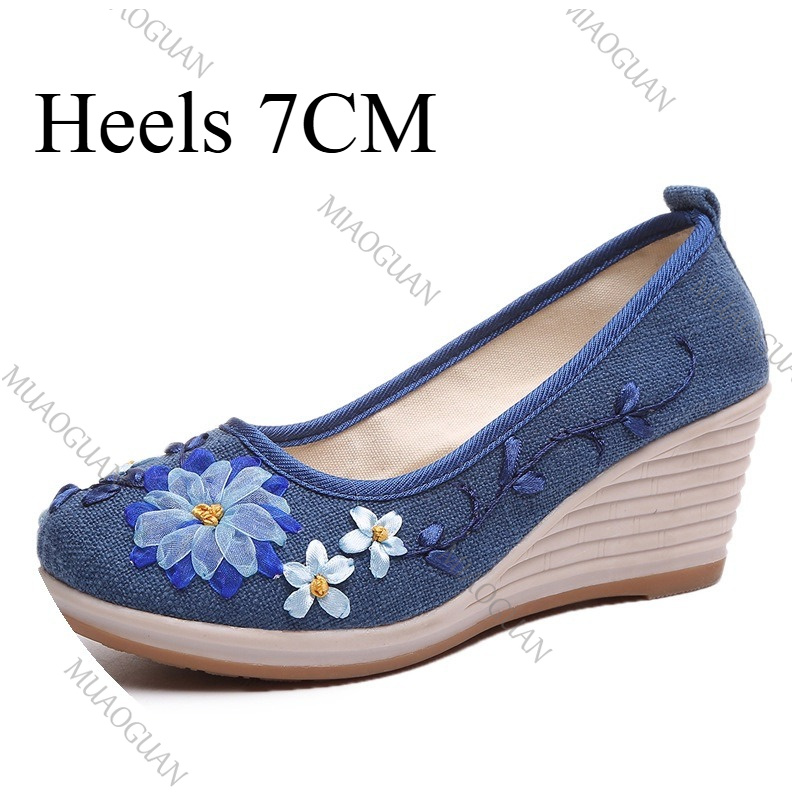 Embroidered Women Comfort Wedg - The Ethnic Fashion 评论和价格