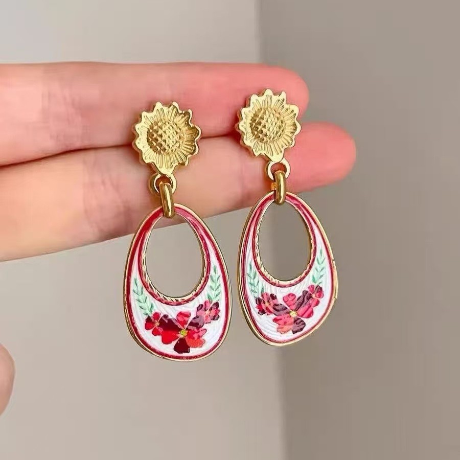 Ethnic Style Red Floral Patter - Ethnic Fashion Wear For Women 评论和价格
