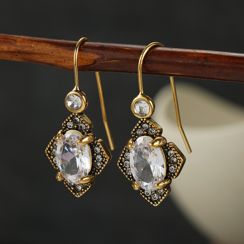 Vintage Inlaid White CZ Dangle - Ethnic Fashion Wear For Women 评论和价格