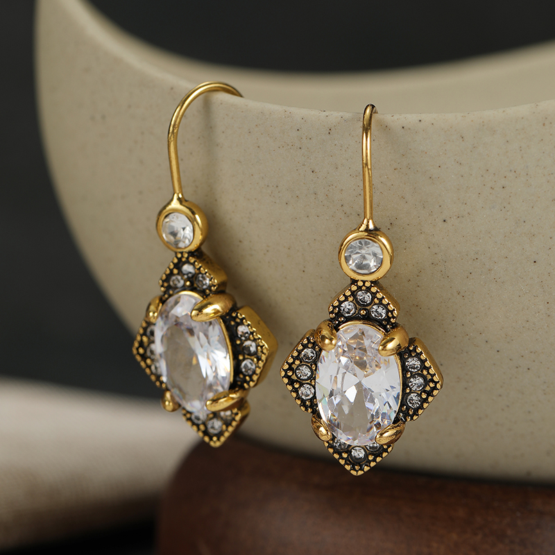 Vintage Inlaid White CZ Dangle - Ethnic Fashion Wear For Women 评论和价格