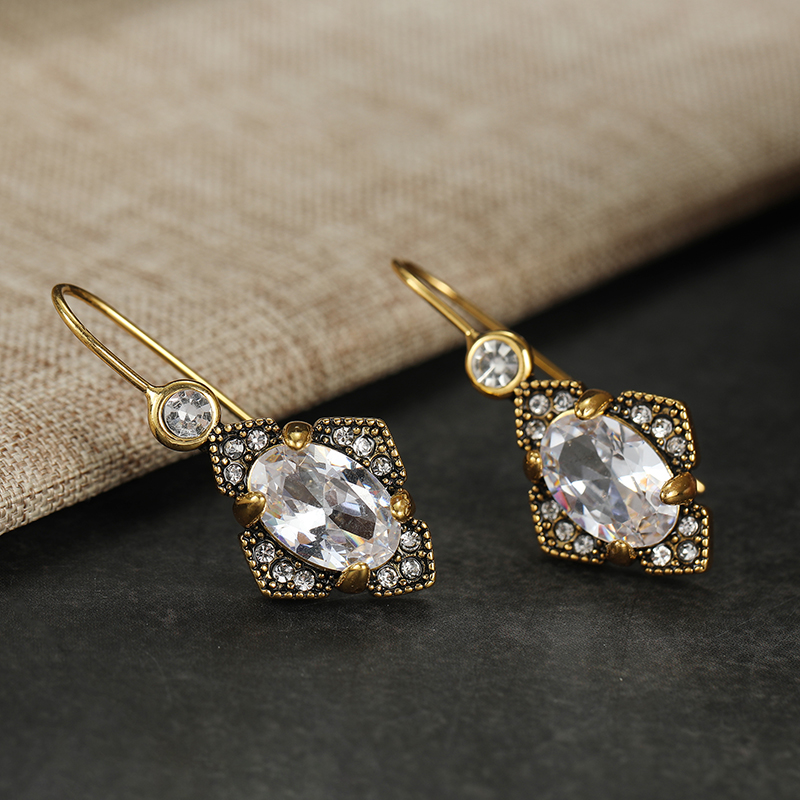 Vintage Inlaid White CZ Dangle - Ethnic Fashion Wear For Women 评论和价格